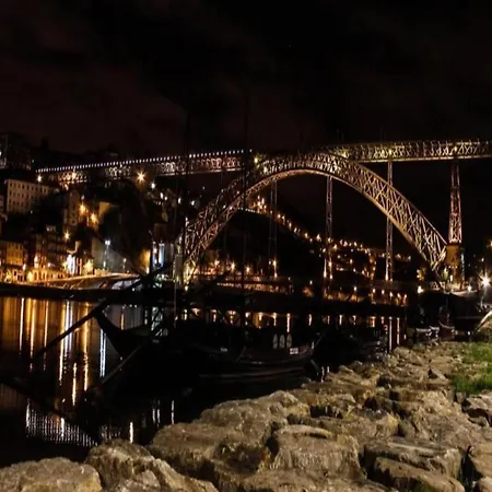 Apartment Charming In Porto's Heart