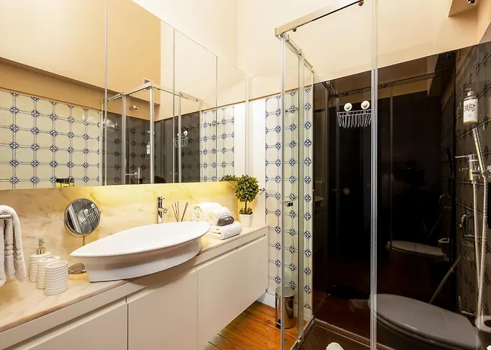 Charming In Porto's Heart